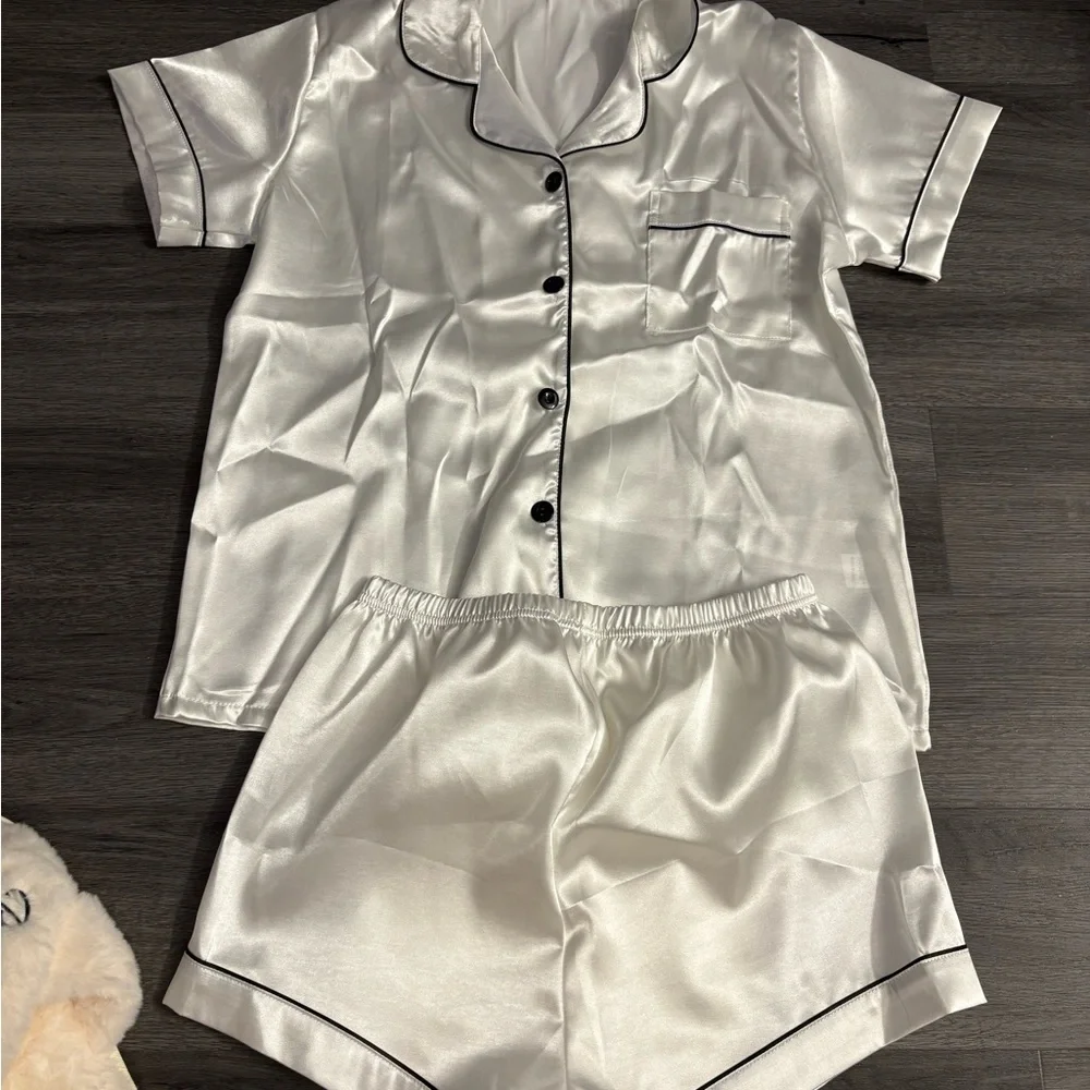 Bride Pajama Set with Slippers and Bag
